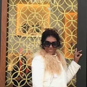 Meet your Posher, Magalie